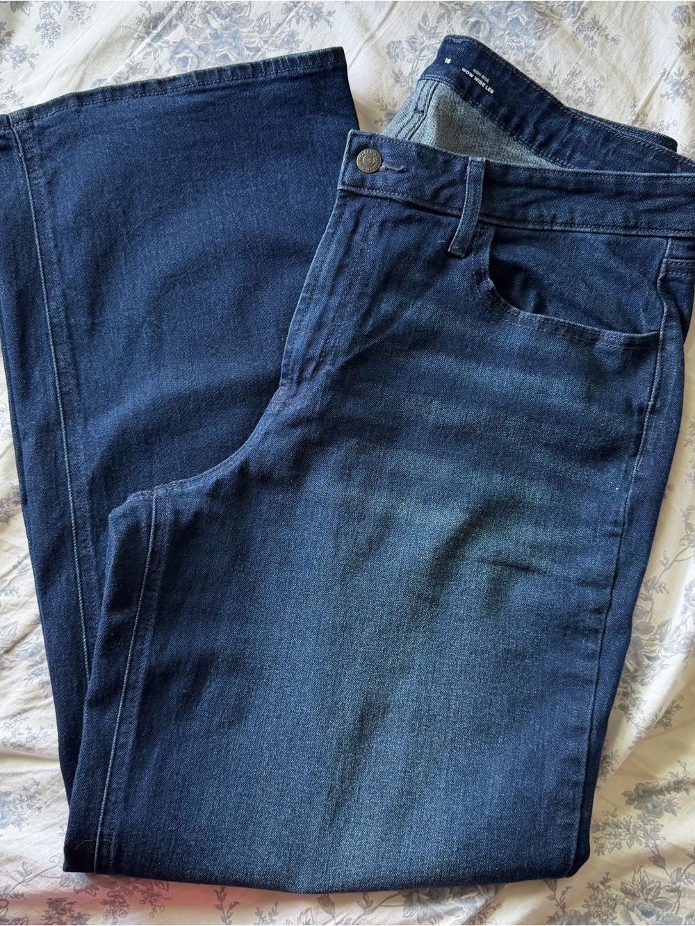 Old Navy Wow Wide-Leg jeans